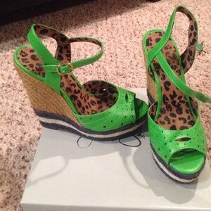 Jessica Simpson Green Wedges with Leopard Print